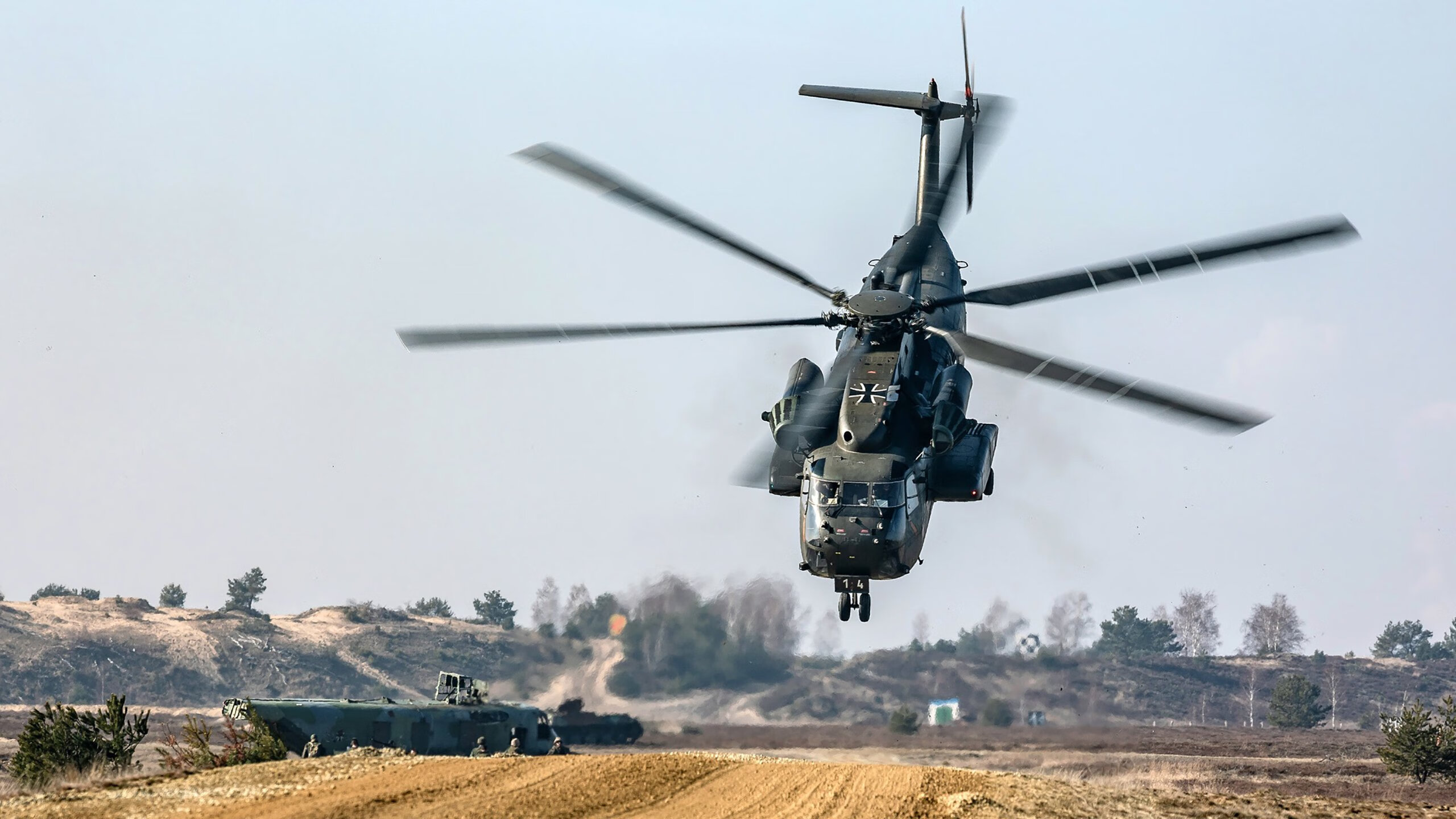 荷兰队势不可挡,赛场上表现抢眼,荷兰队的
